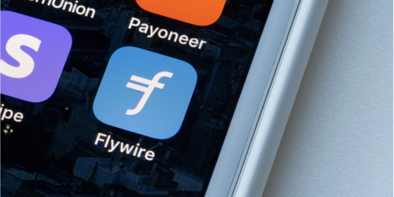 service client flywire